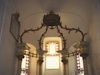 Hlohovský zámok, 1. 3. 2001, Koruna v kaplnke. Autor: Fidel