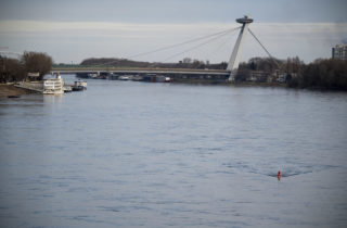 V Dunaji našli telo utopenej ženy, príčinu smrti objasní pitva