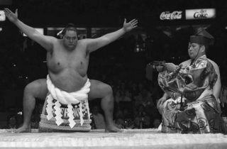 Športový svet smúti, vo veku 54 rokov zomrel legendárny zápasník sumo