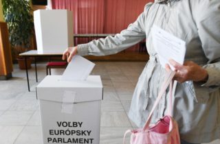 Eurovoľby sa uskutočnia už o osem týždňov, Slovensko bude mať o jedného poslanca viac