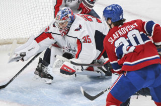 Slafkovský si v zápase NHL proti Washingtonu pripísal asistenciu, Fehérváry odohral iba jeden a pol minúty