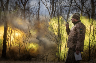 Rusi na Ukrajine zintenzívnili útočné operácie, situácia na východnom fronte sa eskaluje