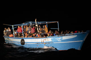 Pri severovýchodnom pobreží Brazílie našli loď plnú migrantov, ide o 20 mŕtvych tiel