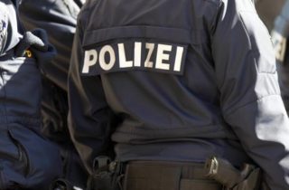 Nemecká polícia zatkla dvoch mužov z dôvodu špionáže pre Rusko, plánovali sabotáže s cieľom podkopať pomoc Ukrajine