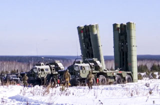 Ukrajincom sa podarilo zničiť na okupovanom Kryme štyri ruské raketové systémy S-400