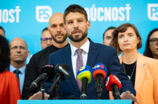 Progresívci považujú zotrvanie Šimkovičovej na poste ministerky za veľkú škodu pre slovenskú kultúru
